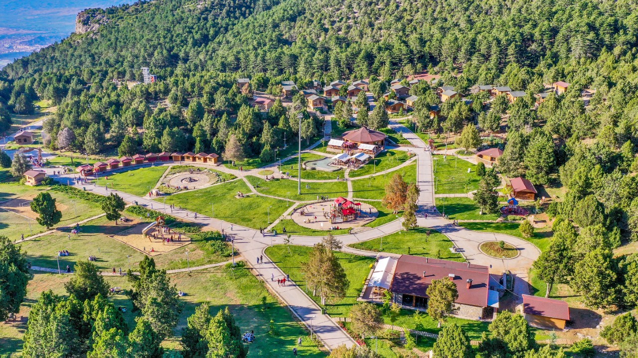 Yayla turizminin merkezi: Denizli Teleferik ve Bağbaşı Yaylası Türkiye’nin dört bir tarafından ziyaretçi ağırlıyor