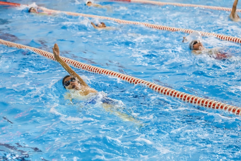 Büyükşehir’in havuzları yüzme sporuna ilgiyi artırdı
