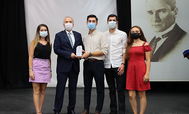 Bir Dil Bir Kültür Projesi’nde sertifikalar Başkan Osman Zolan’dan!