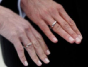 20 Bin tl başlık parasını Suriye uyruklu evlilik çetesine kaptırdı