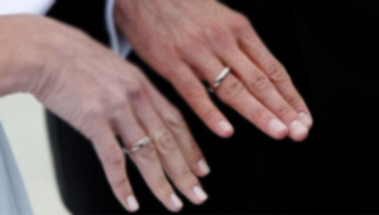 20 Bin tl başlık parasını Suriye uyruklu evlilik çetesine kaptırdı