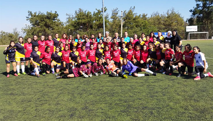 Sultanlarspor, seyirci desteği ile rövanşı aldı!