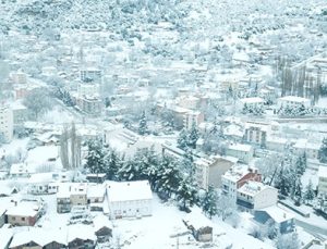 Denizli’de kar kalınlığı en yüksek 50 santimetre olarak ölçüldü