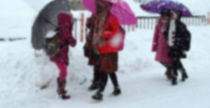 Yoğun kar yağışı nedeniyle Denizli’nin 4 ilçesinde okullar tatil edildi!