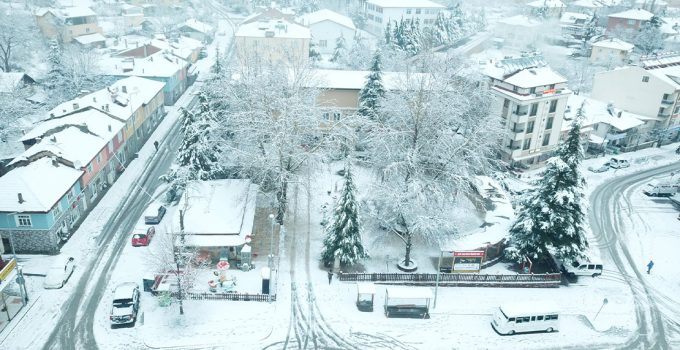 Çameli’de yoğun kar yağışı nedeniyle eğitime ara verildi!