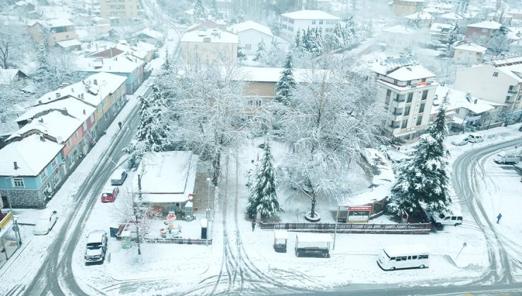 Çameli’de yoğun kar yağışı nedeniyle eğitime ara verildi!