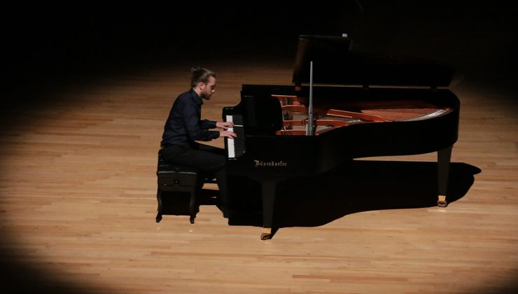 Büyükşehir’den Piyano Resitali Konseri