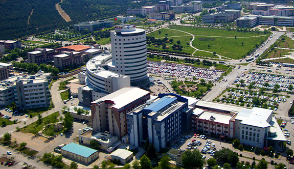 Pamukkale Üniversitesi’nde okuyan genç apartta ölü bulundu!