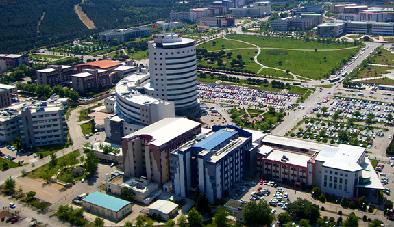 Pamukkale Üniversitesi’nde okuyan genç apartta ölü bulundu!