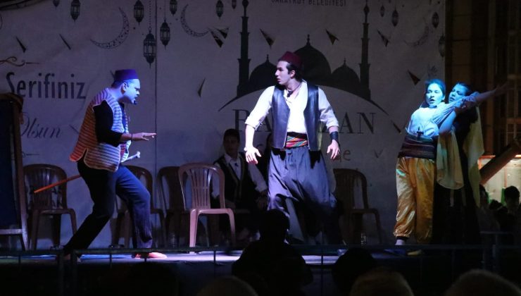 Sarayköy’de Ramazan akşamlarında tiyatro esintisi!