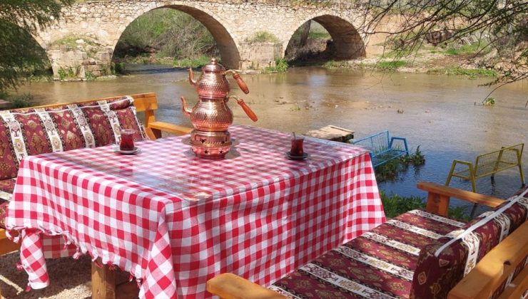 ÇAL’DA CENNETTEN KÖŞE SİZİ BEKLİYOR!