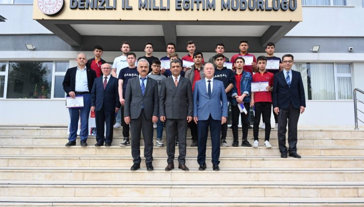 Meslek Lisesi Öğrencileri Erasmus+ Projesi ile Avrupa’da Staj Yaptı!