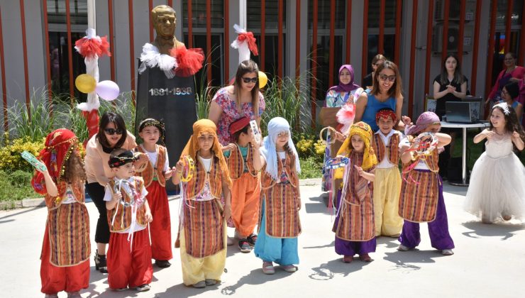 Özel Öğrenciler İlk Mezuniyet Heyecanını Yaşadılar