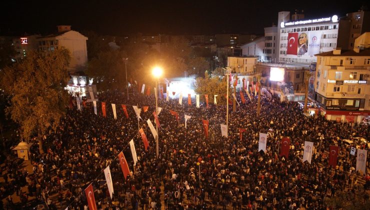  Denizlililer 30 Ağustos coşkusunu Büyükşehir ile yaşayacak!