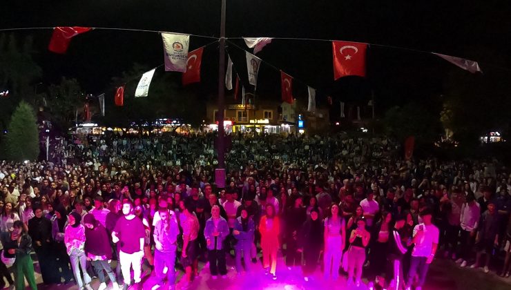 Büyükşehirin Gençlik Festivali başladı