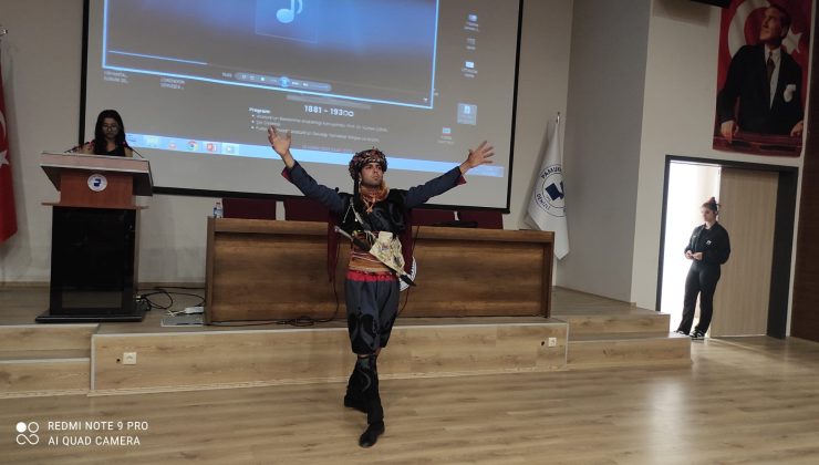 PAÜ’de “Atatürk ve Beden Dili” Konulu Söyleşi Düzenlendi