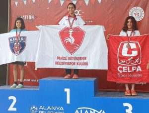 Denizli Büyükşehir Belediyesi  Triatlon Sporcuları Türkiye Şampiyonluğuna imza attı !