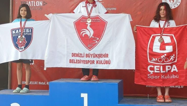 Denizli Büyükşehir Belediyesi  Triatlon Sporcuları Türkiye Şampiyonluğuna imza attı !