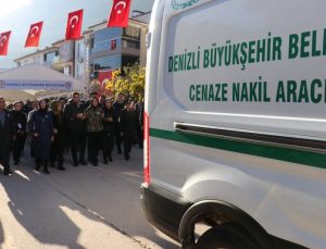 Denizli Şehidini uğurluyor, acılı eş ayakta güçlükle durabildi!